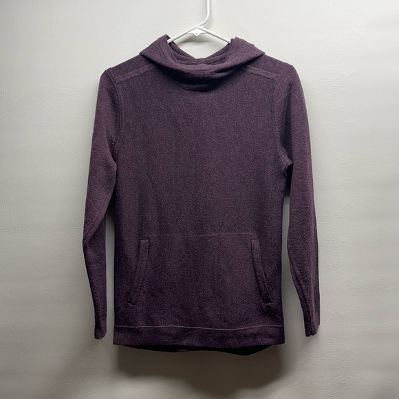 lululemon athletica Sweaters - Lululemon womens hoodie sweater size S long sleeves